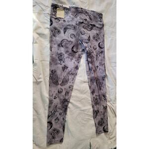 No Boundaries “Be Yourself” Leggings – L/XL – High Rise Butterfly Wings Floral